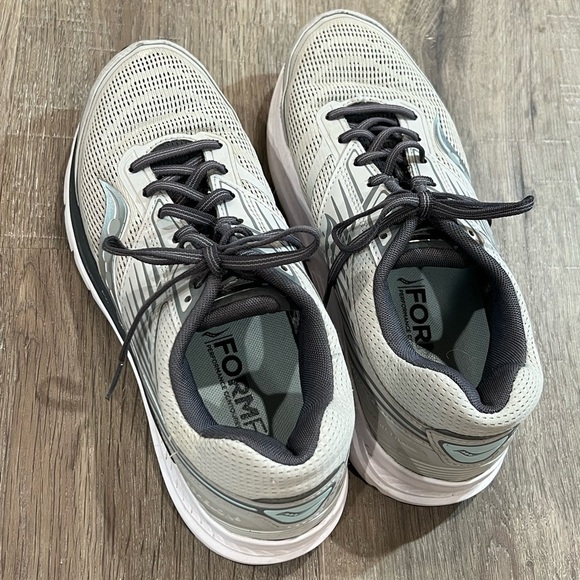 Women’s SAUCONY 10.5 Echelon 8 PWR Run Support Frame Running Shoes Great Shape! - Picture 4 of 12